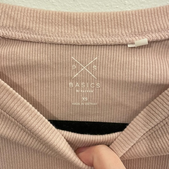 Pac-sun Cropped Top - Picture 2 of 2